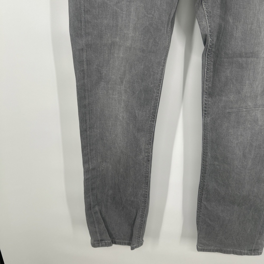 Levi's 541 Men's 33x32 Gray Jeans Athletic Taper Stretch Denim - Picture 3 of 11